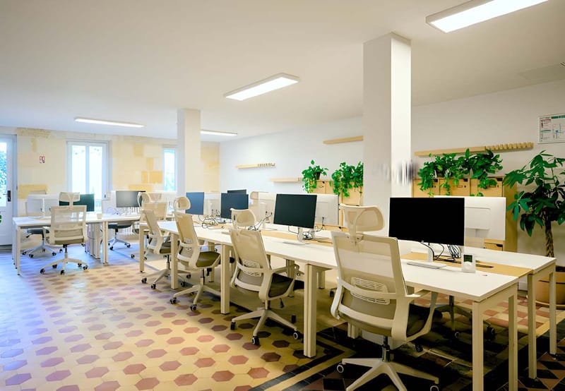 Regus - 37 rue Thiac image 2