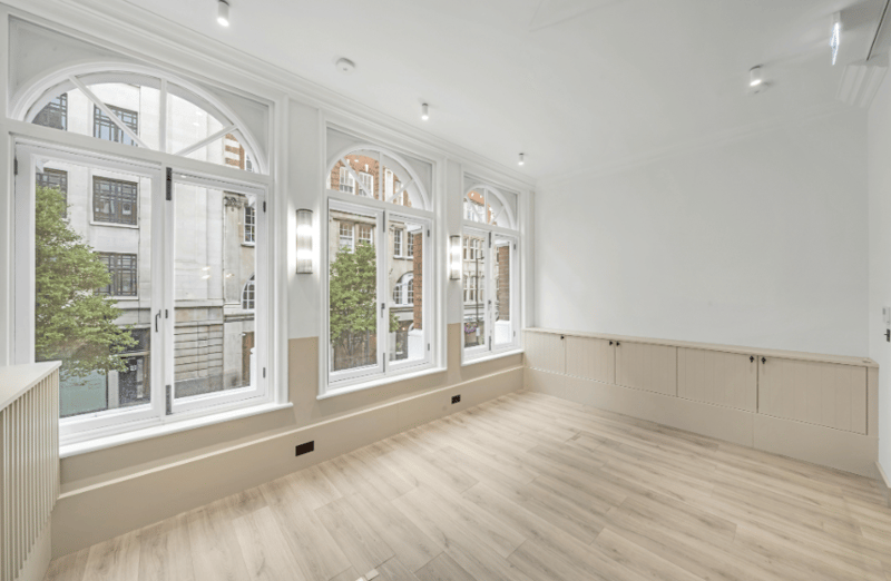 Sub800 Managed (1,135 - 1,135 sqft) - 112-114 Great Portland Street, London, UK image 3