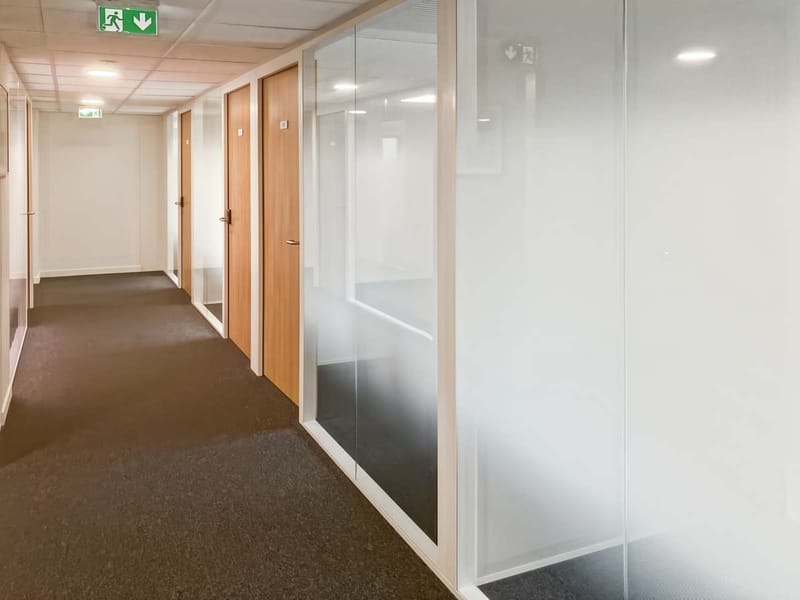 Regus - 137 - 141 rue de Saussure image 14