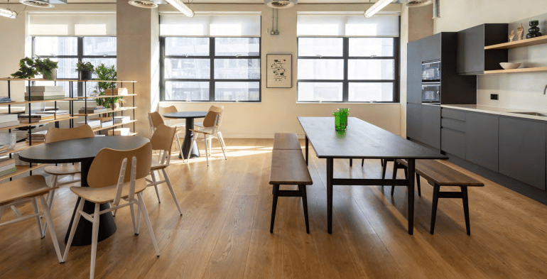 Derwent London (Managed  3,831 sqft) - 2 Old Street Yard, EC1 - Old Street image 3