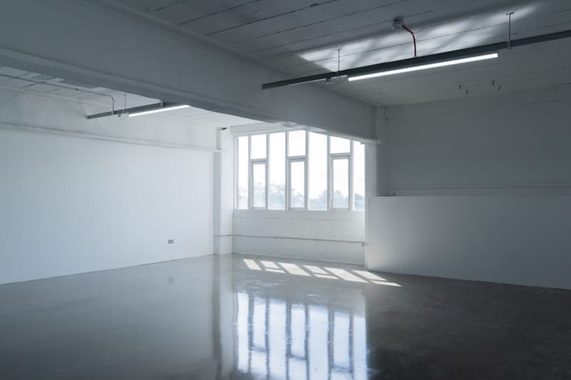 You Studio Ltd (Managed 722 - 1,148 sqft) - 60 Hythe Road, NW10 - Park Royal image 3