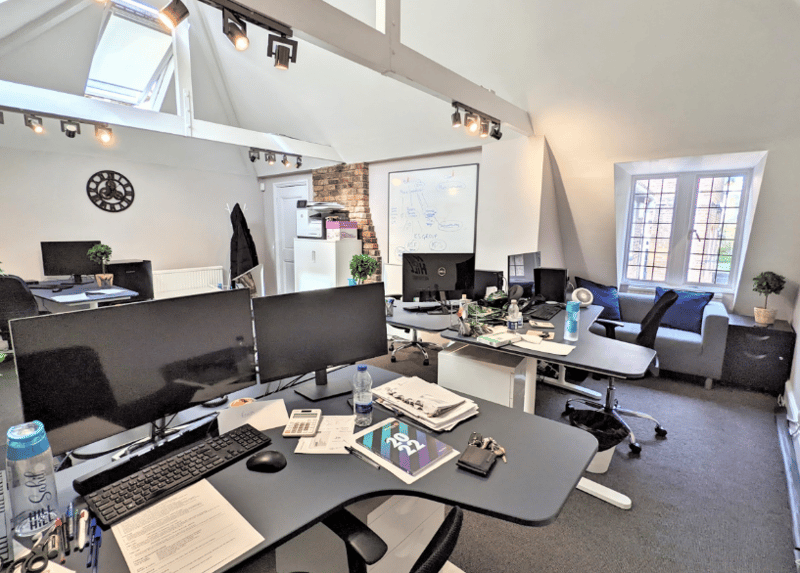 Office on the Hill Ltd - The Old Free School - George Street, WD18 - Watford image 9