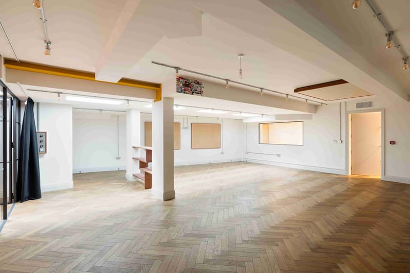 Sub800 Managed (1,838 - 1,838 sqft) - 17 Barnsbury Terrace, London, UK image 3
