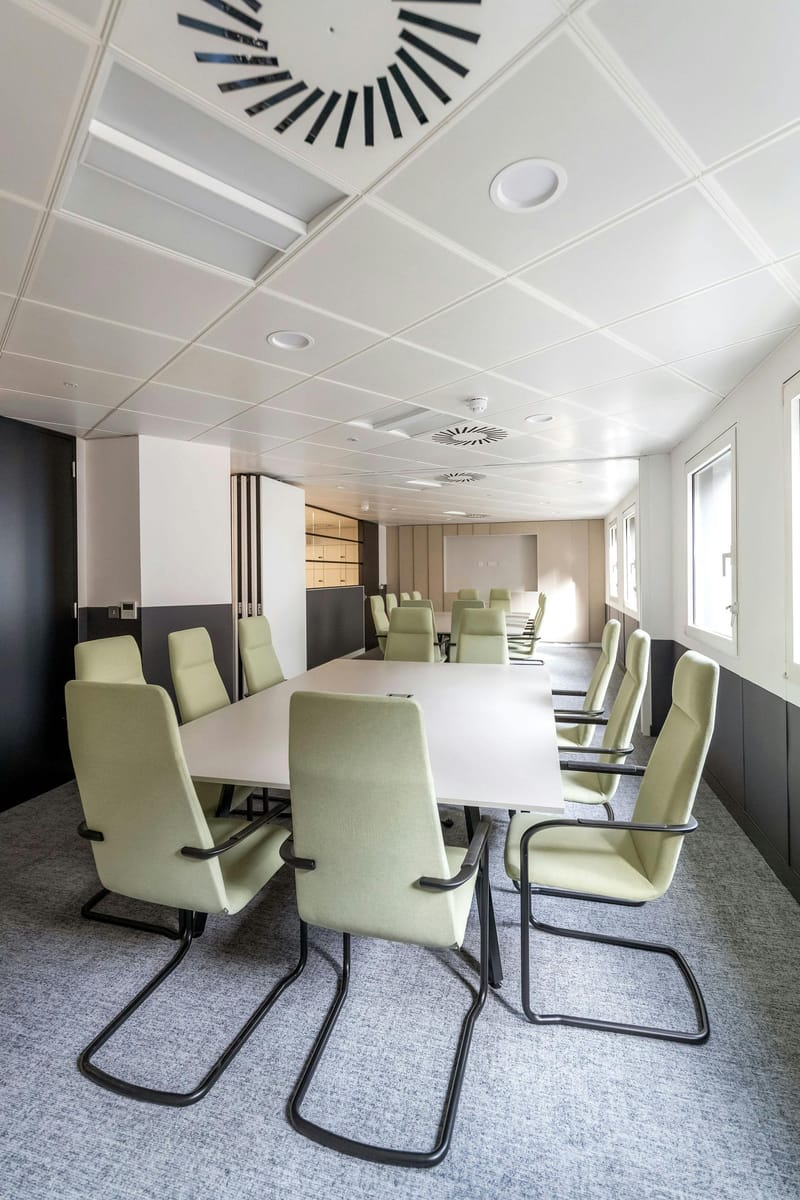 Sub800 Managed (3,487 - 3,487 sqft) - 10 Dean Farrar Street, London, UK image 9