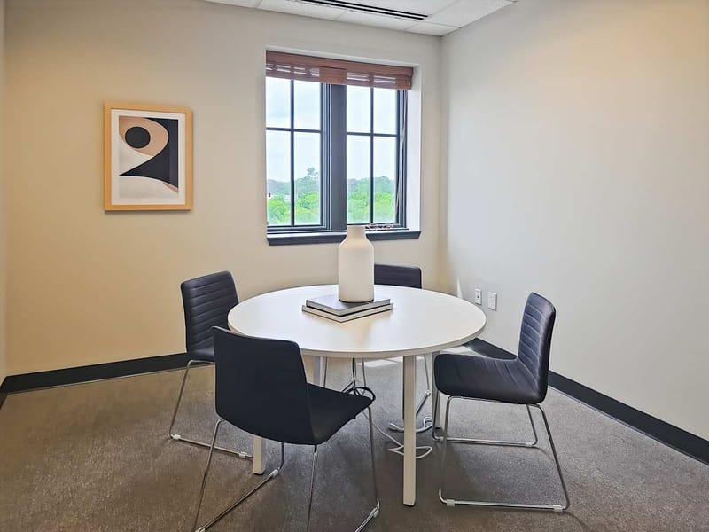 Regus - 354 Newnan Crossing Bypass image 5