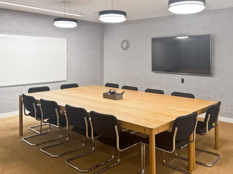 Spaces - 211 N Broadway - One Metropolitan Square image 3