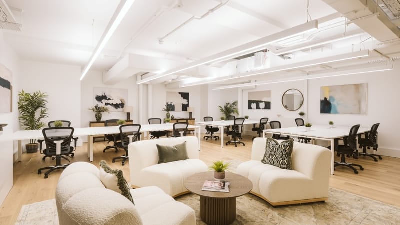 Atlas Properties - Hatch (Managed  2,153 sqft) - 18 Clerkenwell Close, EC1R 0QN - Farringdon image 2