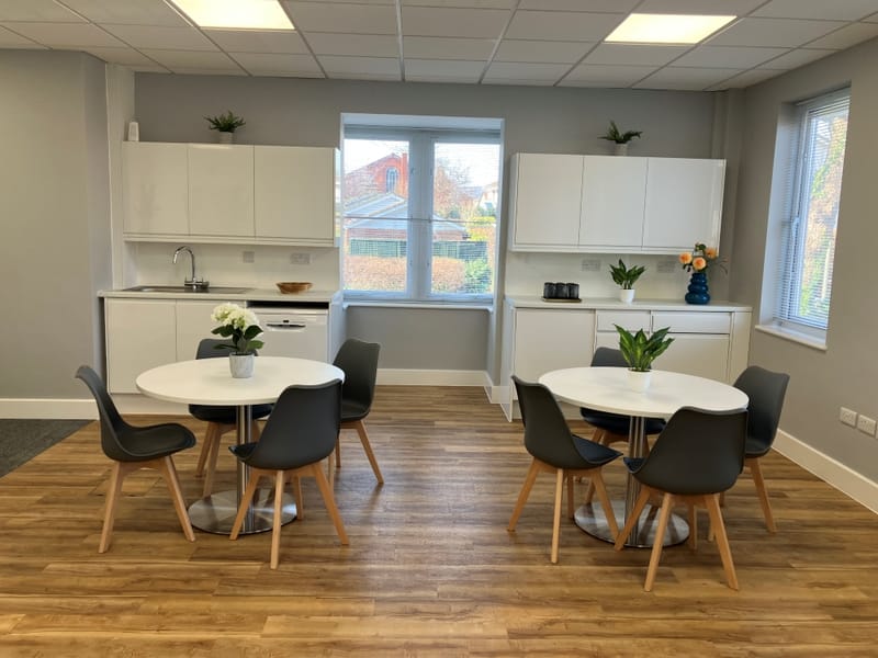 AB Holdings (Managed 727 - 3,500 sqft) - Yeoman House - 176 Parsonage Square, RH4 1HH - Dorking image 6