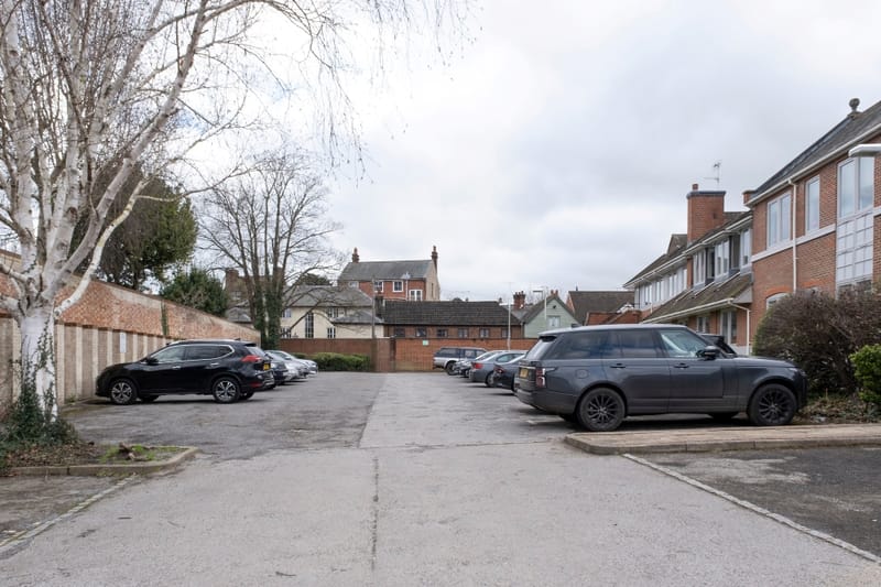 AB Holdings (Managed 727 - 3,500 sqft) - Yeoman House - 176 Parsonage Square, RH4 1HH - Dorking image 10