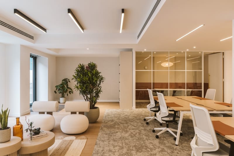 Re-Defined - Ariel House - 74A Charlotte Street, W1T 4QJ - Fitzrovia image 2