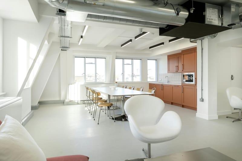 Edward Charles and Partners (Managed 3,408 - 4,069 sqft) - Boundary House - 91-93 Charterhouse Street, EC1M 6HR - Farringdon image 4