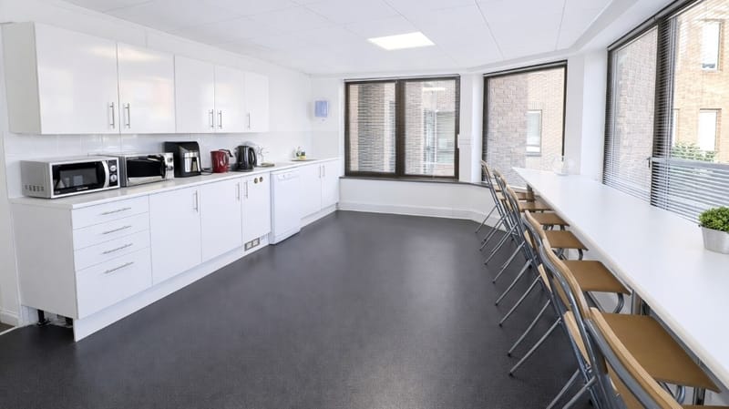 CWP Management Services (Managed 80 - 900 sqft) - St James House - 27–43 Eastern Road, RM1 3NH - Romford image 14