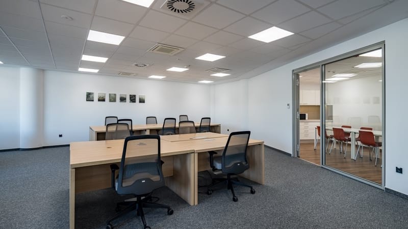 ICON (Managed 2,831 - 12,809 sqft) - Hungaria Center, 17 Hungaria blvd., 1143 - Budapest image 5