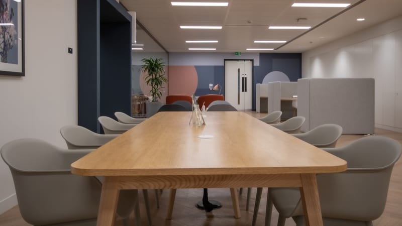 CBRE (Managed 667 - 1,012 sqft) - 245 Hammersmith Road, W6 8PW - Hammersmith image 3