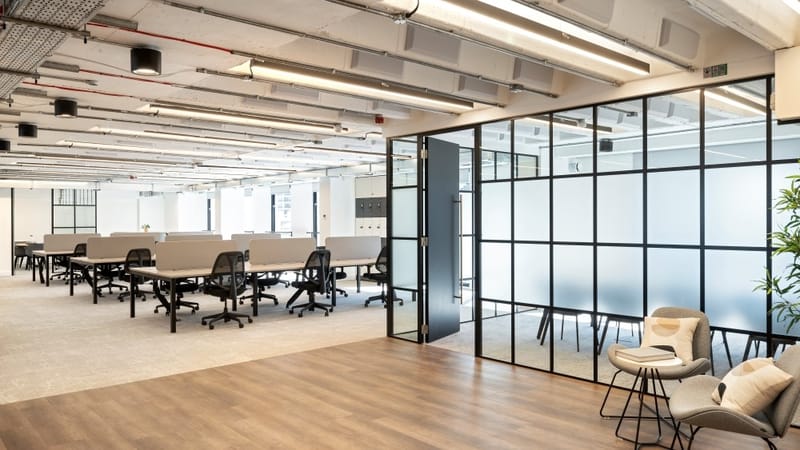 CBRE (Managed 3,551 - 3,904 sqft) - 120 Aldersgate Street, EC1A 4JQ - Barbican image 2