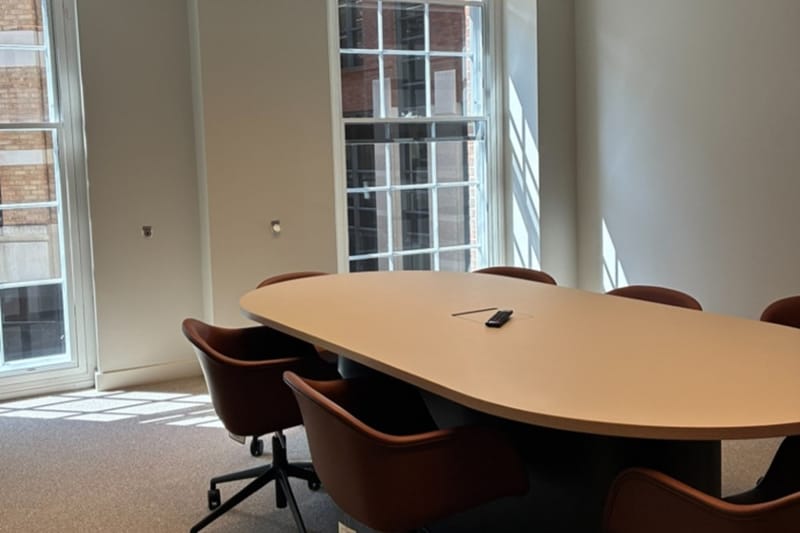 Workthere (Managed 4,489 sqft) - Cobham House - 20 Black Friars Lane, EC4V 6EB - Blackfriars image 5