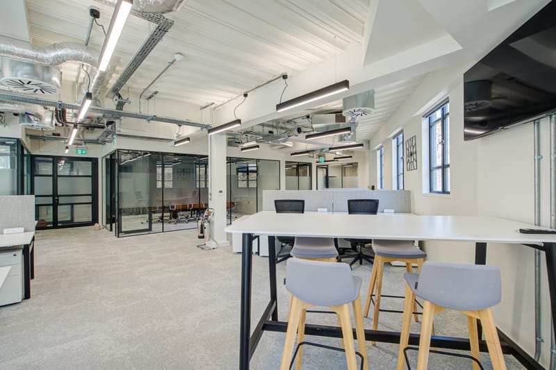 Sub800 Managed (2,026 - 2,026 sqft) - 54 Brook's Mews, London, UK image 9
