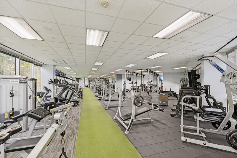 Boxer Workstyle - 1001 West Loop South, 77027 - Houston image 3