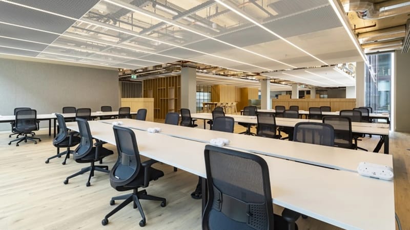 Workthere (Managed 8,091 - 8,093 sqft) - Worldwide Business Research - 129 Wilton Road, SW1V 1JZ - Victoria image 2