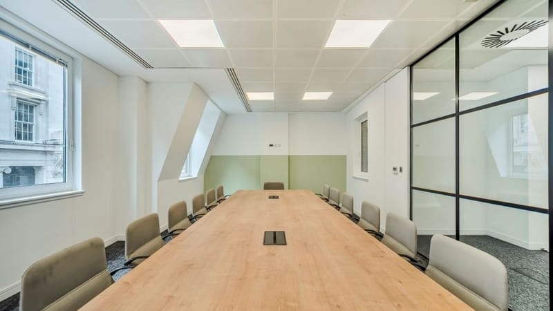 iNgleby Trice (Managed 3,729 sqft) - 80 Leadenhall Street, EC3A 3DH - Aldgate image 2
