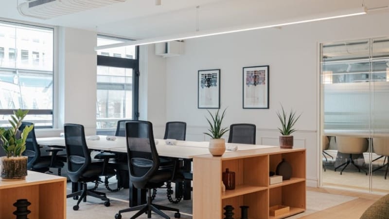 Made-re (Managed 9,737 - 9,847 sqft) - 138 Cheapside, EC2V 6BJ - St. Paul's image 3