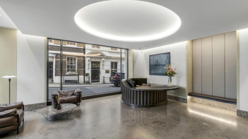 Made-re (Managed 1,626 sqft) - 30 St James's Square, SW1Y 4AL - St. James's image 2