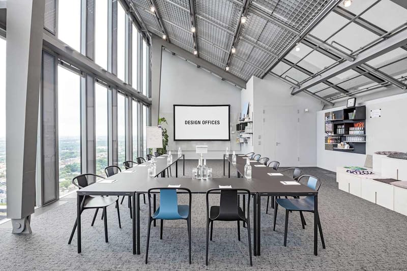 The Office Operators - Mies-van-der-Rohe-Strasse 6 image 4
