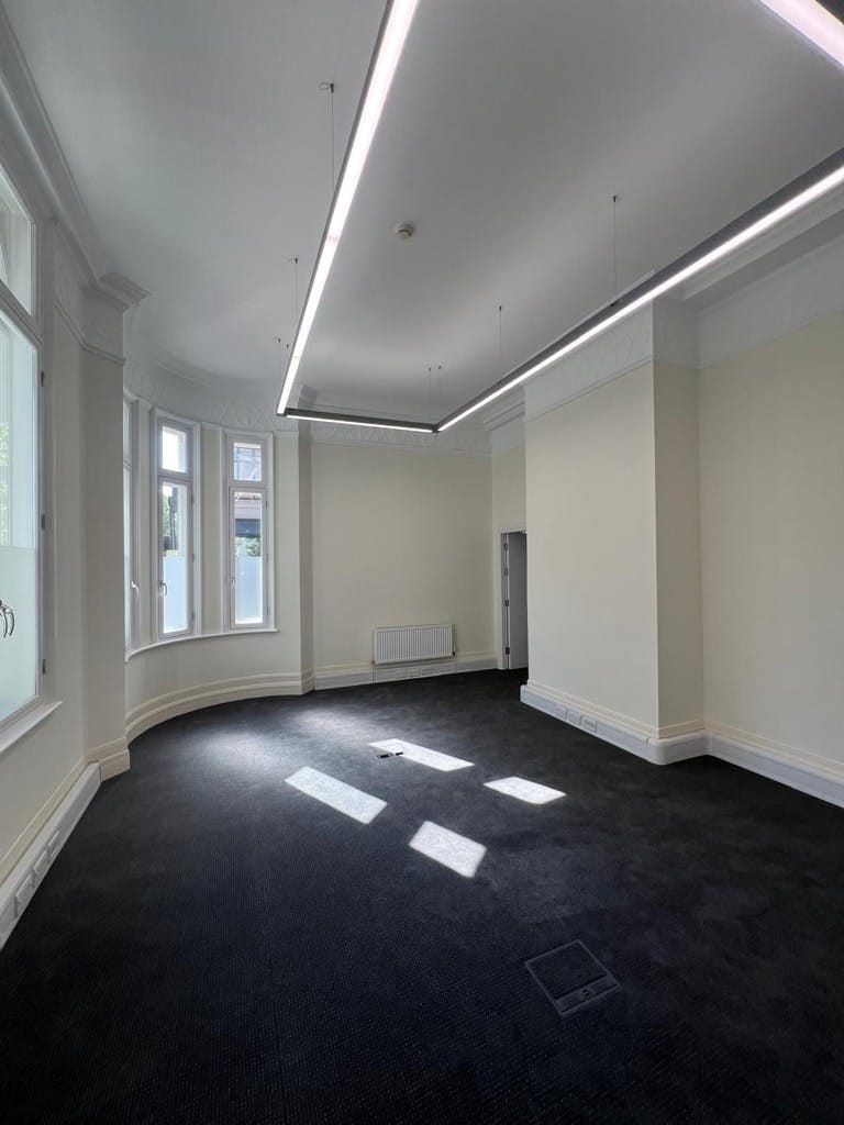 Sub800 Managed (1,571 - 3,278 sqft) - 85 New Cavendish Street, London, UK image 6