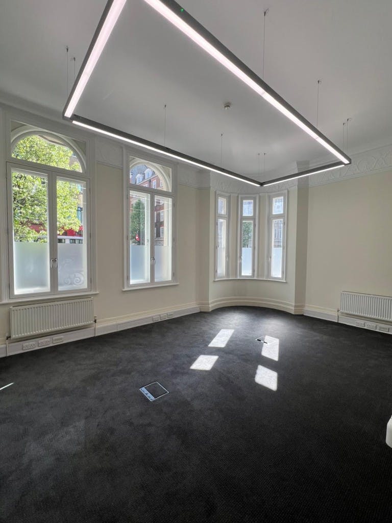 Sub800 Managed (1,571 - 3,278 sqft) - 85 New Cavendish Street, London, UK image 7