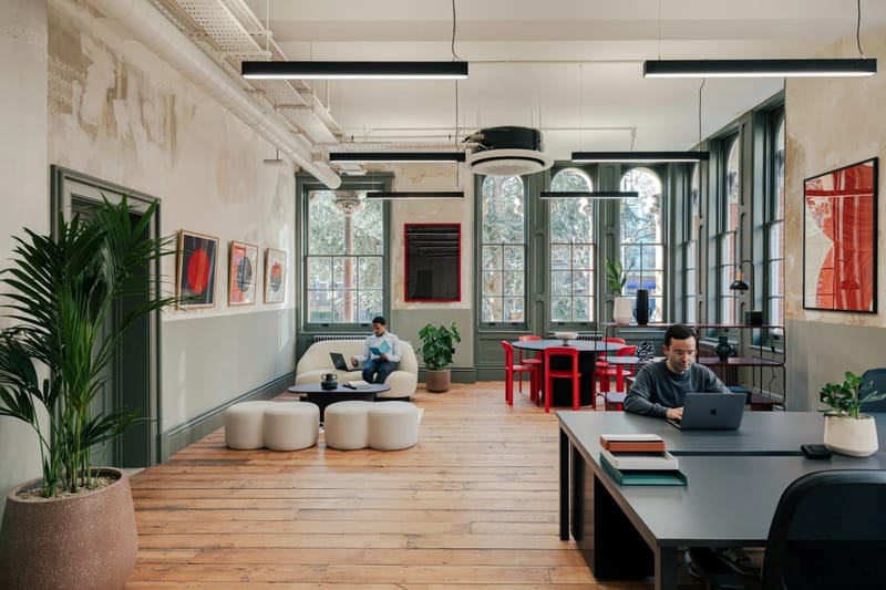 Workthere (Managed 334 - 2,584 sqft) - Walworth Town Hall - 151 Walworth Road, SE17 1RS - Elephant and Castle image 5
