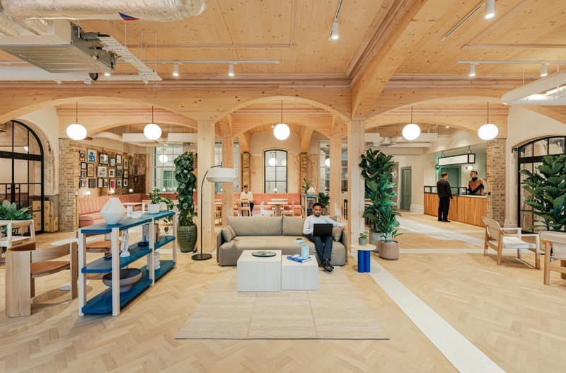 Workthere (Managed 334 - 2,584 sqft) - Walworth Town Hall - 151 Walworth Road, SE17 1RS - Elephant and Castle image 9
