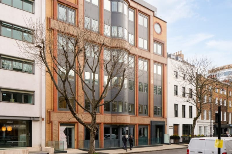 Made-re (Managed 2,111 sqft) - Ariel House - 74a Charlotte Street, W1T 4QJ - Goodge Street image 3