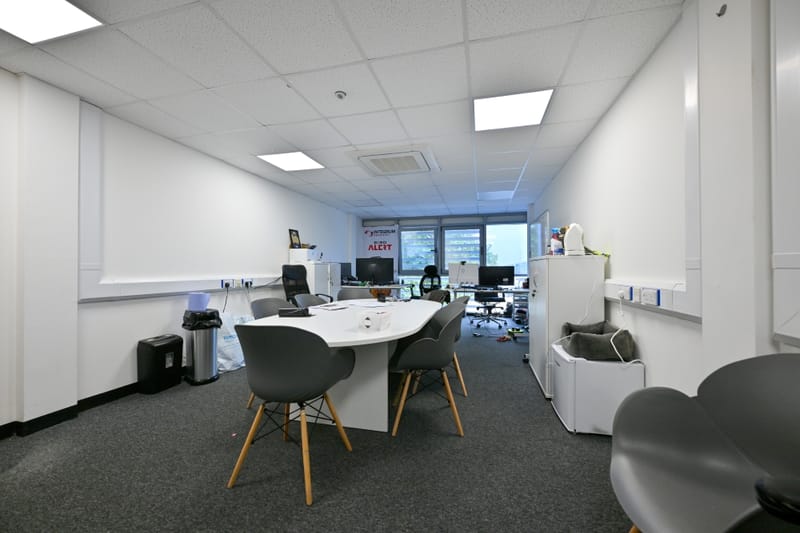 Access Office Suites - 92 Oldfields Road, SM1 2NU - Cheam image 2