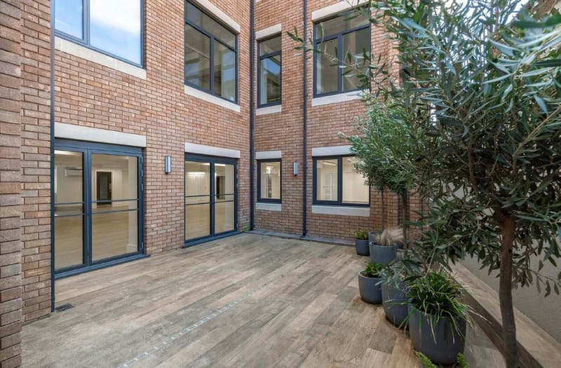 Seneca Property - Evergreen Studios - Little Green, TW9 1NZ - Richmond image 3
