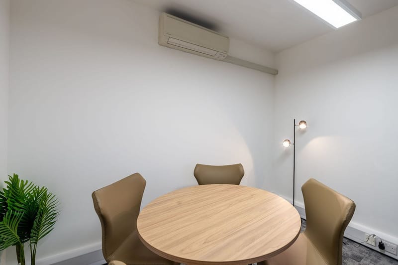 Sub800 Managed (1,350 - 1,350 sqft) - 1 Bell Street, London, UK image 8