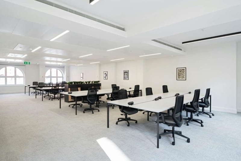 Workthere (Managed 2,635 sqft) - Viaro House - 20-23 Holborn, EC1N 2JD - Chancery Lane image 2