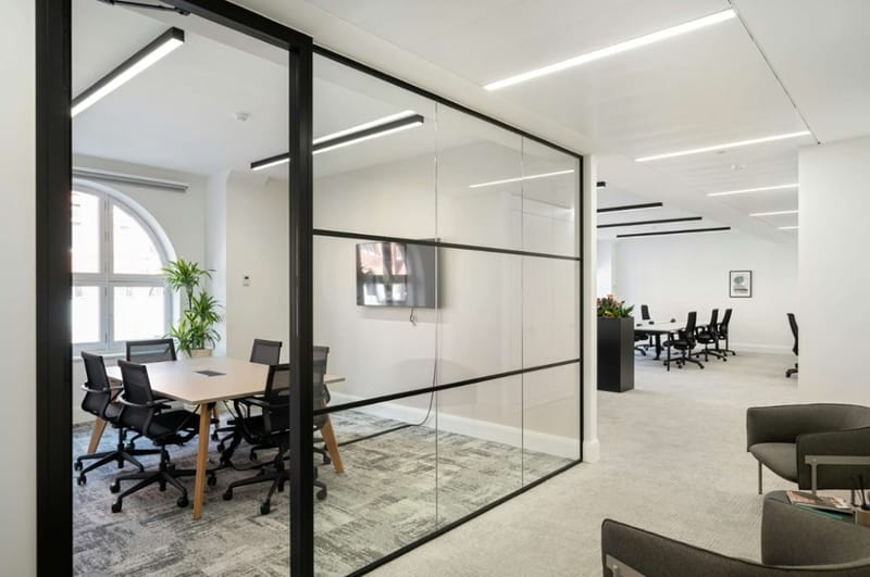 Workthere (Managed 2,635 sqft) - Viaro House - 20-23 Holborn, EC1N 2JD - Chancery Lane image 5