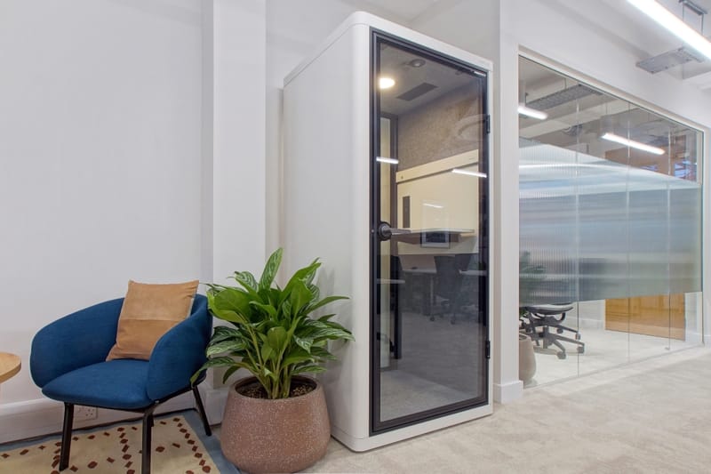 Workthere (Managed 1,001 sqft) - 75 Newman Street, W1T 3EN - Oxford Circus image 8