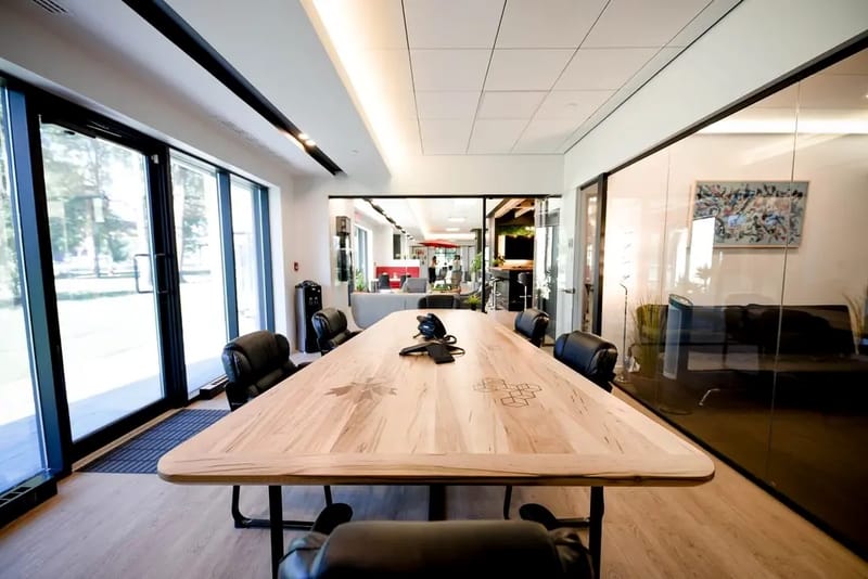 2727 Coworking - 2727 Saint-Patrick St, H3K 0A8 - Montreal image 3