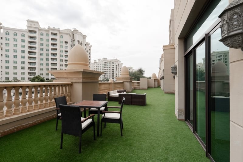 One Space - Golden Mile Galleria - Palm Jumeirah Road, Dubai image 7