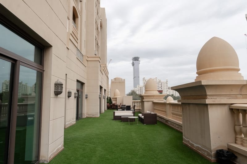 One Space - Golden Mile Galleria - Palm Jumeirah Road, Dubai image 8