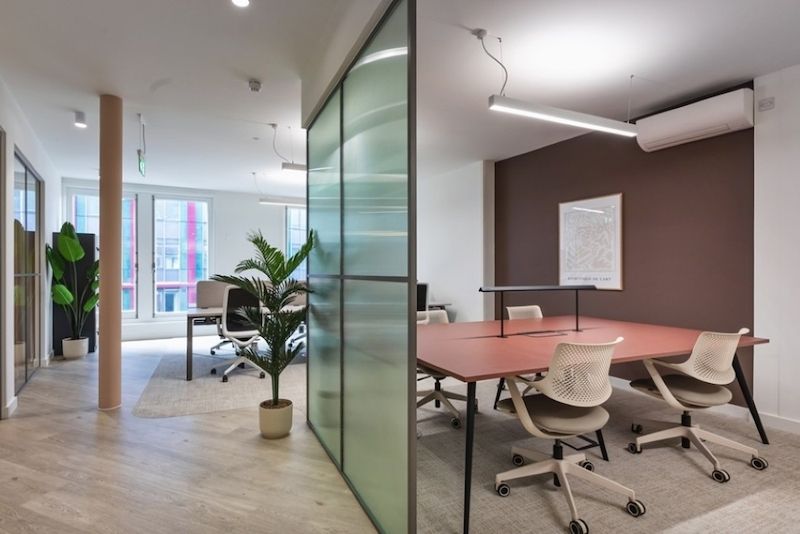 Workthere (Managed 1,453 sqft) - 4 Snow Hill, EC1A 2DJ - Farringdon image 6