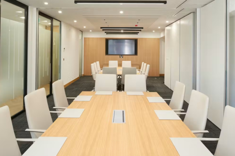 Folia Space Ltd (Managed 2,886 sqft) - Cavendish Court Wigmore Street, W1U 1PF - Bond Street image 2