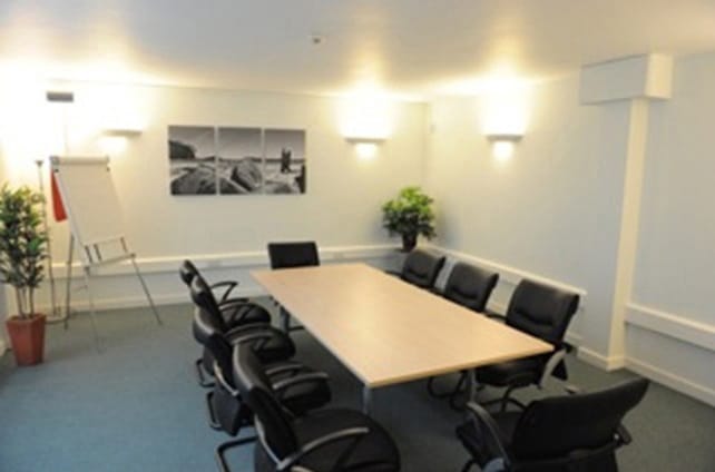 M40 Offices - Bicester Business Park, Telford Road, OX26 - Bicester (Includes Falcon House) image 5