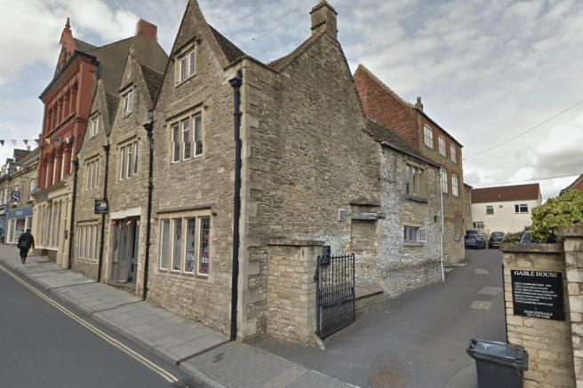 George Adams - Gable House - 46 High Street, Malmesbury, SN16 - Wiltshire image 3