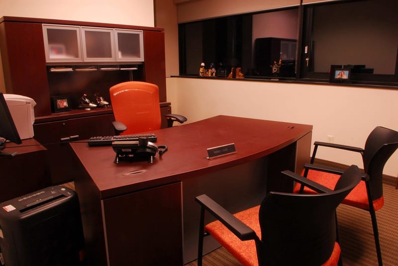 Global Office Suites - Expressway Plaza - 1600 Express Drive South, Hauppauge - NY image 4