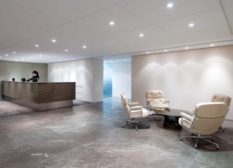 The Executive Centre - Nexxus Building - Connaught Road, Hong Kong image 10