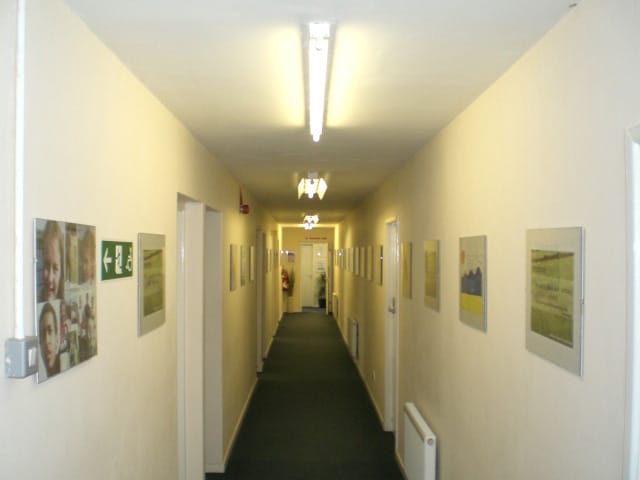 Jape One Business Centre - Dell Road, OL12 - Rochdale image 2