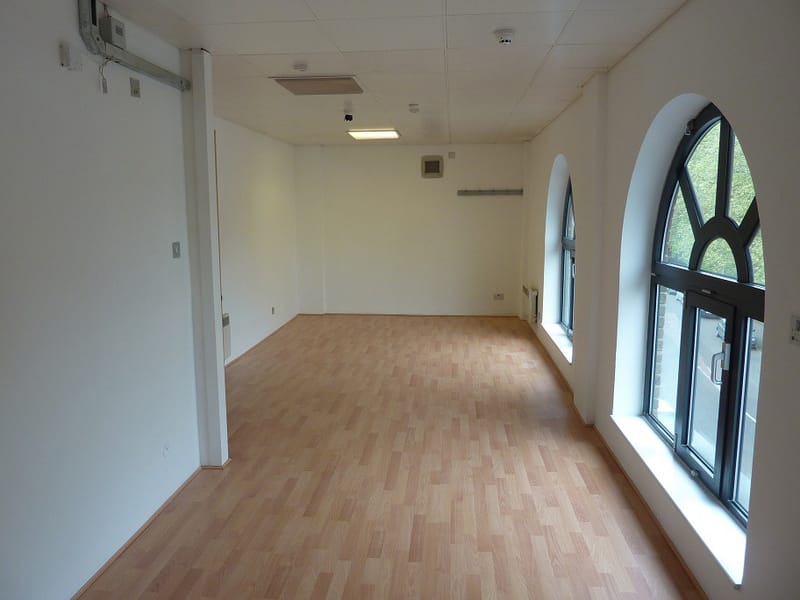 City BC - Evelyn Court - Grinstead Road, SE8 - Lewisham image 2