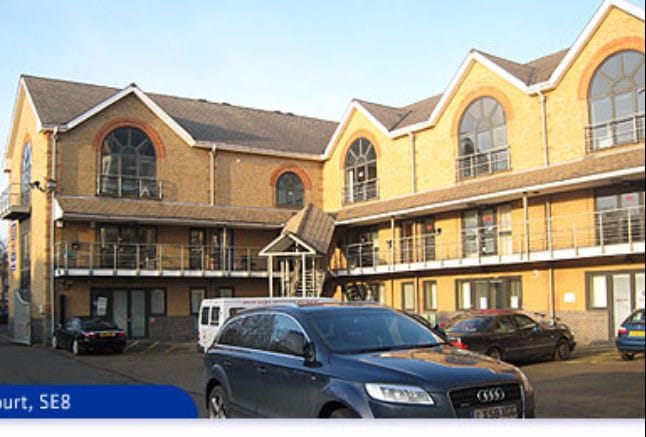 City BC - Evelyn Court - Grinstead Road, SE8 - Lewisham image 4